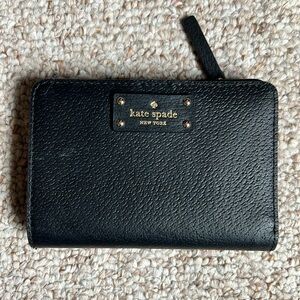 Small Kate Spade New York Bifold Tellie Wallet